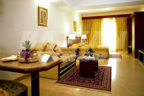 почивка в Dar Al Sondos Hotel Apartments by Le Meridien