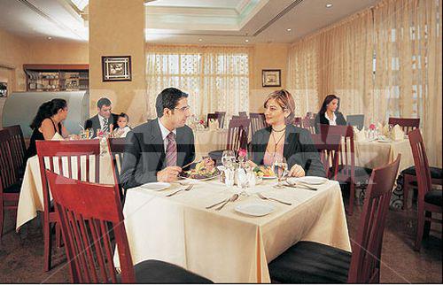 почивка в Dar Al Sondos Hotel Apartments by Le Meridien