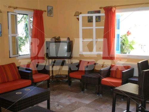holiday in Nostos