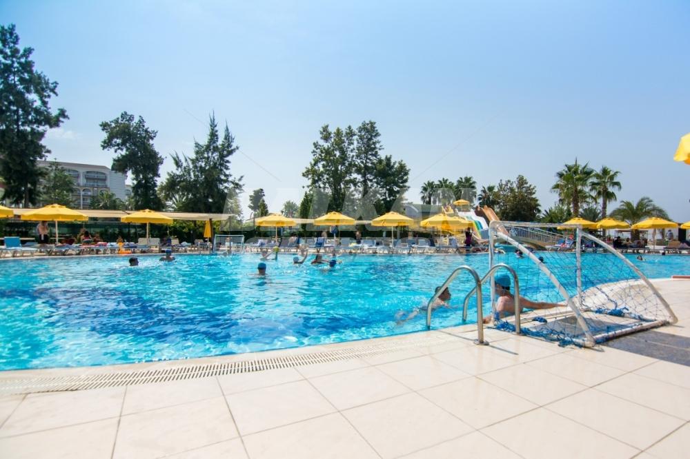 почивка в Perre Delta Resort and Spa