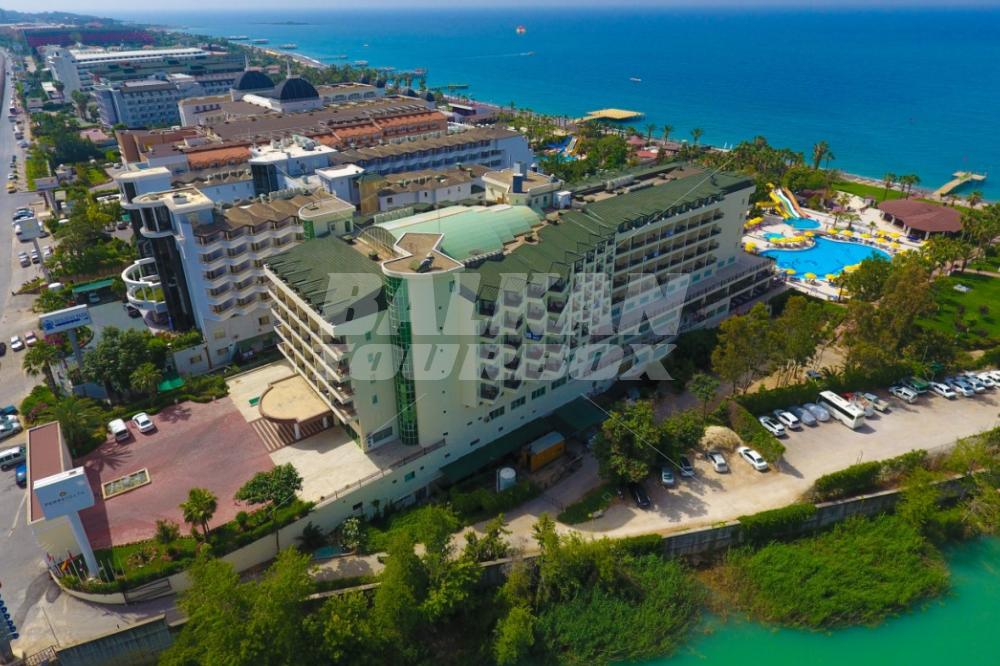 почивка в Perre Delta Resort and Spa