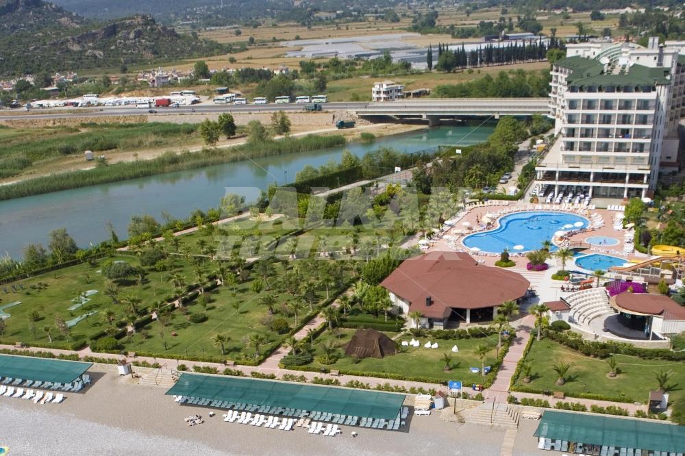 почивка в Perre Delta Resort and Spa