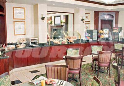 почивка в SpringHill Suites Raleigh-Durham Airport/Research Triangle Park