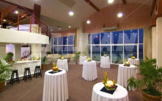 почивка в Avalon Excalibur Acapulco