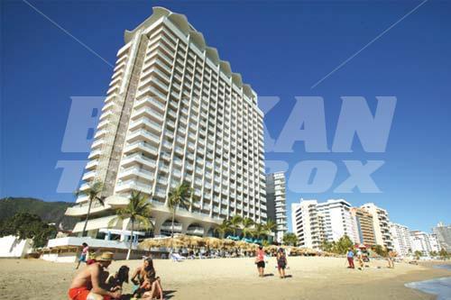 почивка в Avalon Excalibur Acapulco