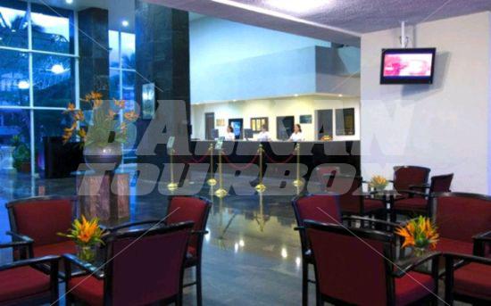 почивка в Avalon Excalibur Acapulco