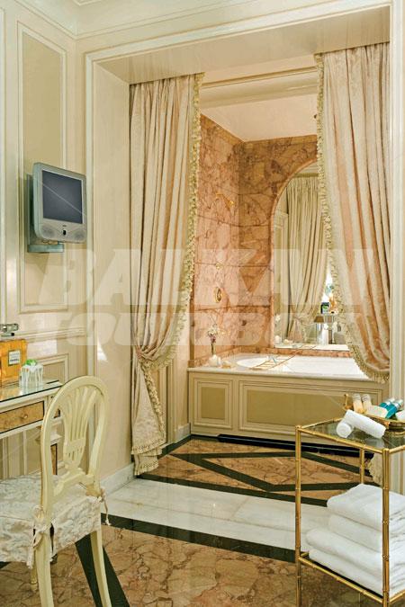 почивка в Ritz Paris