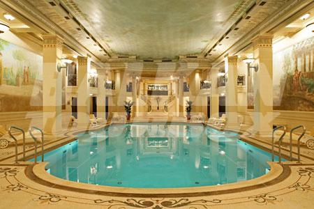 почивка в Ritz Paris