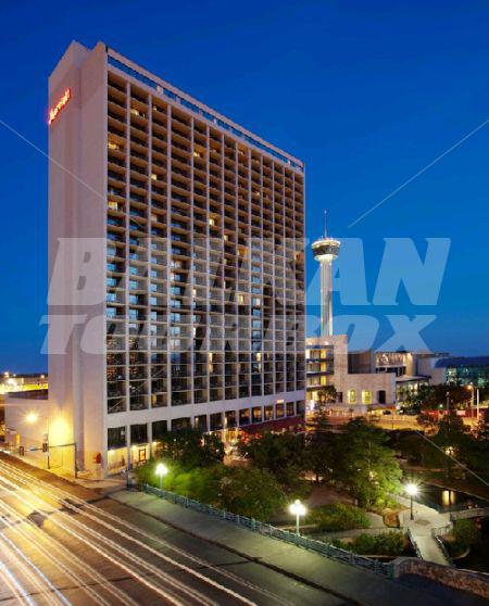 почивка в San Antonio Marriott Riverwalk