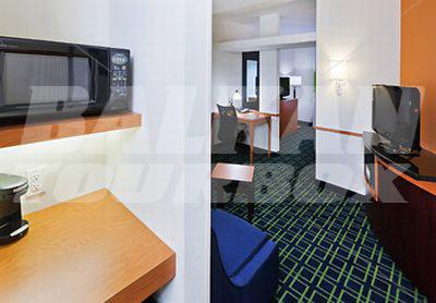 почивка в Fairfield Inn & Suites by Marriott Tulsa Southeast/Crossroads Village