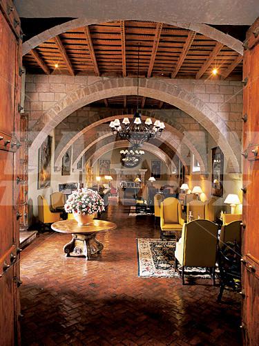 почивка в Monasterio Cuzco