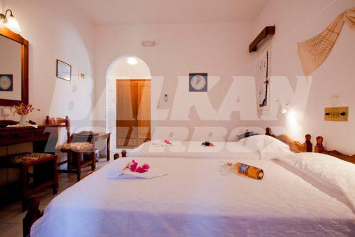 holiday in Vigla