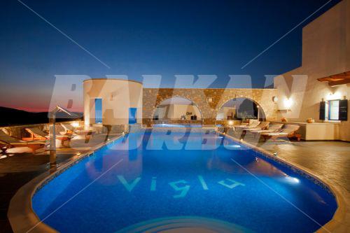 holiday in Vigla