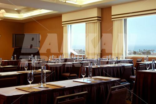 почивка в Sheraton Delfina Santa Monica
