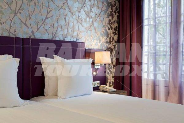 почивка в Timhotel Opéra Blanche Fontaine