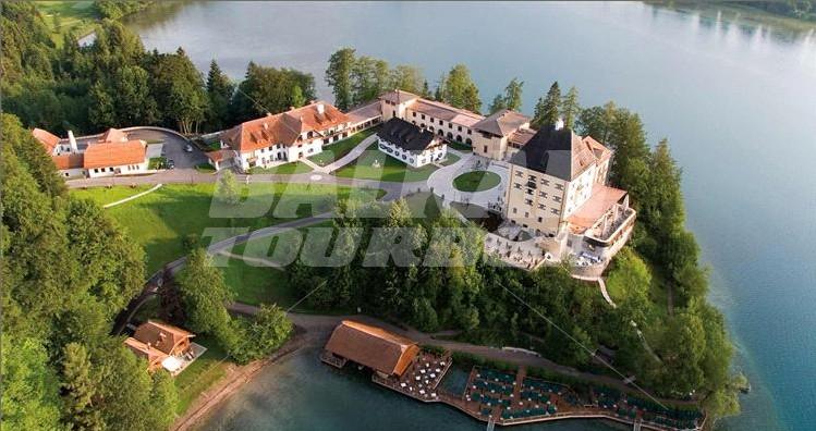 почивка в  Schloss Fuschl