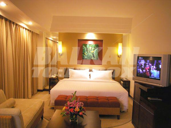 holiday in Cactus Resort