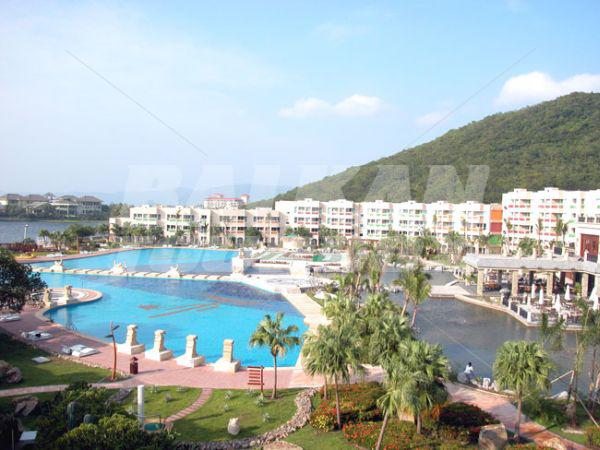 holiday in Cactus Resort
