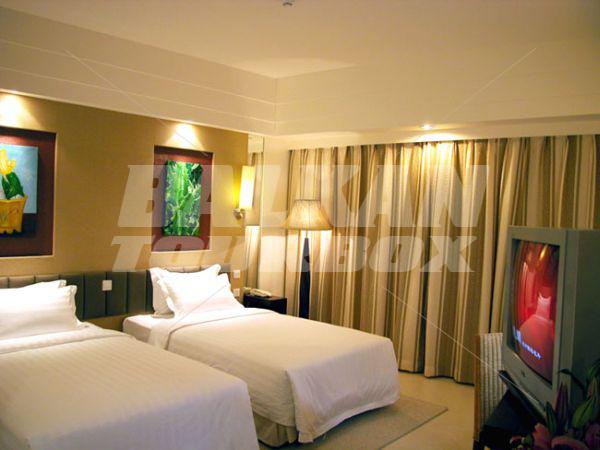 holiday in Cactus Resort