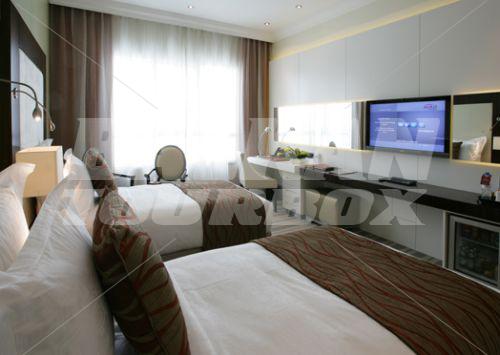 почивка в Auris Plaza Hotel