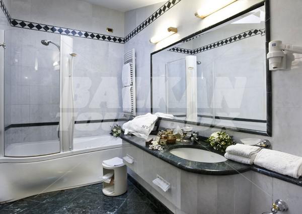 почивка в Grand Hotel Vittoria