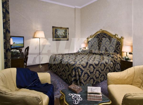 почивка в Grand Hotel Vittoria