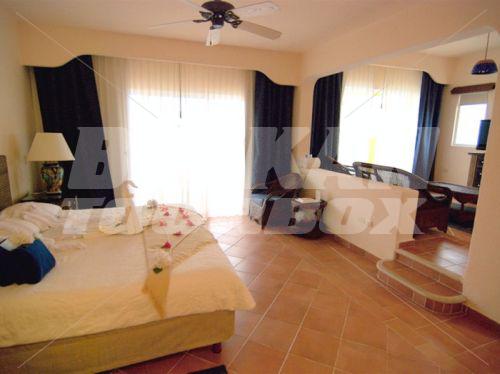 почивка в Playa Azul Cozumel