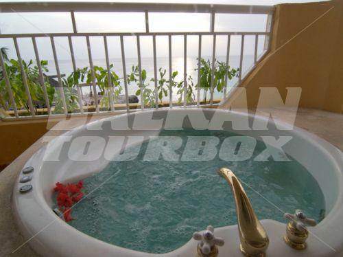 почивка в Playa Azul Cozumel