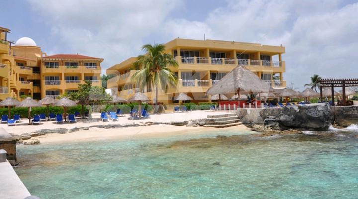 почивка в  Playa Azul Cozumel