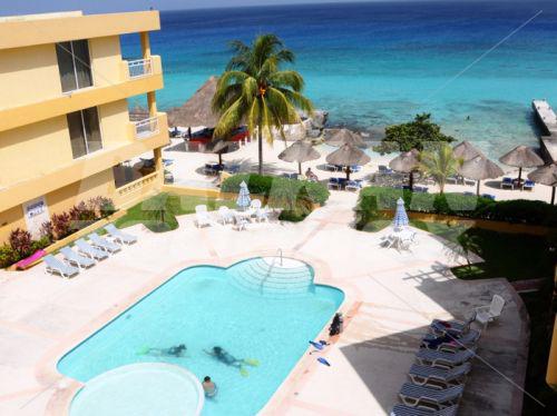 почивка в Playa Azul Cozumel