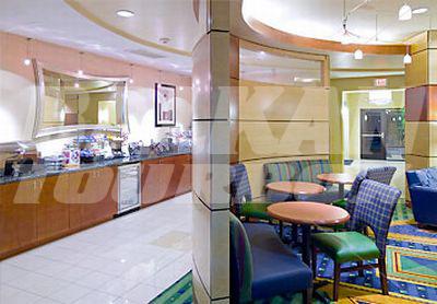 почивка в SpringHill Suites by Marriott Savannah Airport