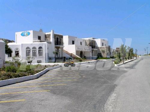 holiday in Naxos Palace