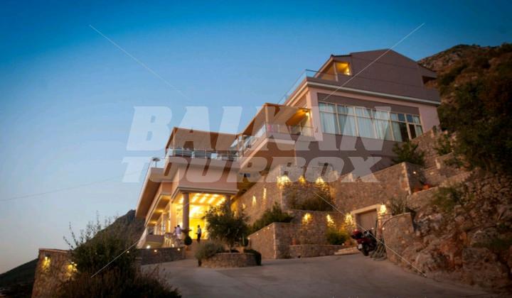 holiday in Belvedere