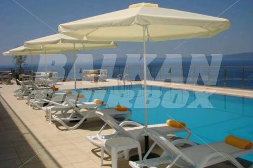 holiday in Belvedere