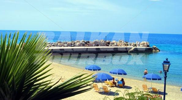 почивка в Loutra Beach