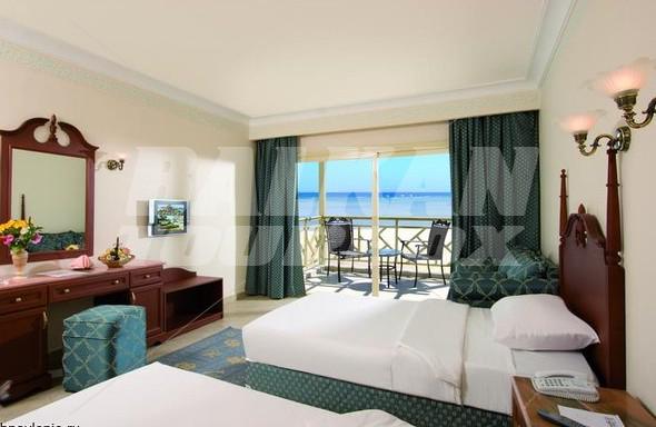 holiday in LTI Titanic Beach Spa & Aqua Park
