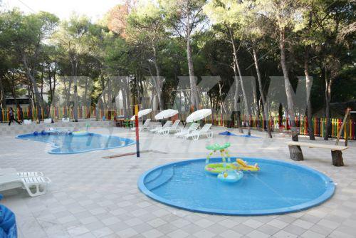 holiday in Zora