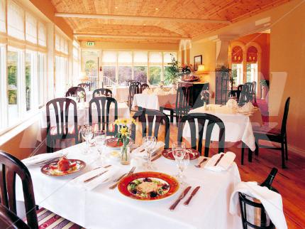 почивка в Beech Hill Country House