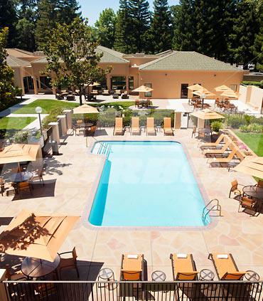 почивка в Courtyard by Marriott Sacramento Airport Natomas