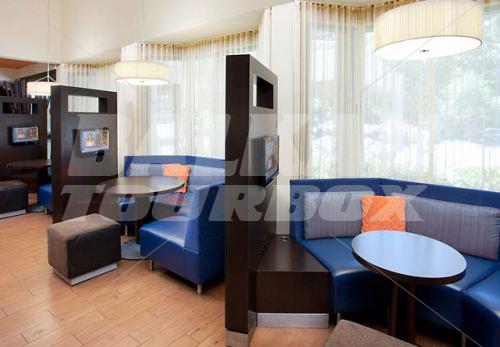почивка в Courtyard by Marriott Sacramento Airport Natomas