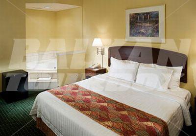 почивка в Courtyard by Marriott Wichita East