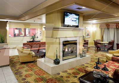 почивка в Courtyard by Marriott Wichita East