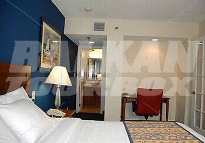 почивка в Residence Inn by Marriott Miami Airport West/Doral Area