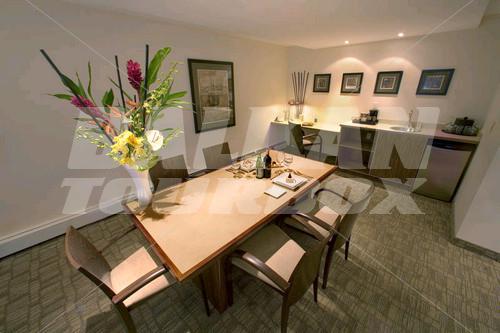 holiday in International Hotel Suites