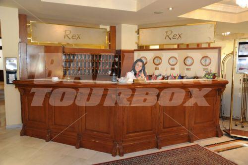 holiday in Rex