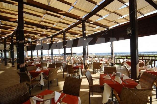 почивка в Sea World Resort and SPA
