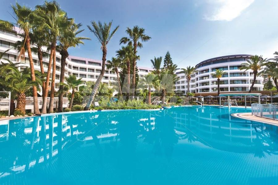 почивка в D-Resort Grand Azur