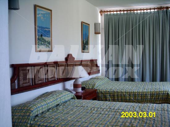 почивка в Costa Larimar