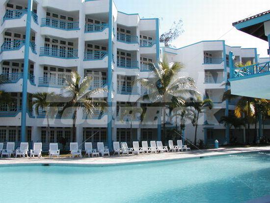 почивка в Costa Larimar