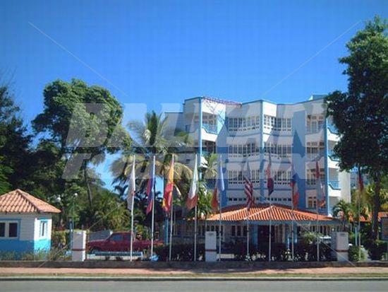 почивка в Costa Larimar